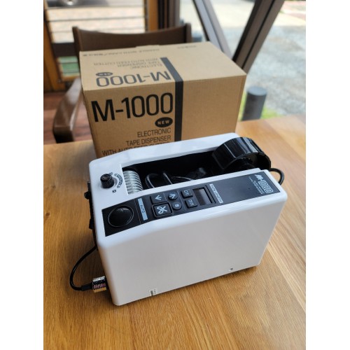 เครื่องตัดเทป M-1000