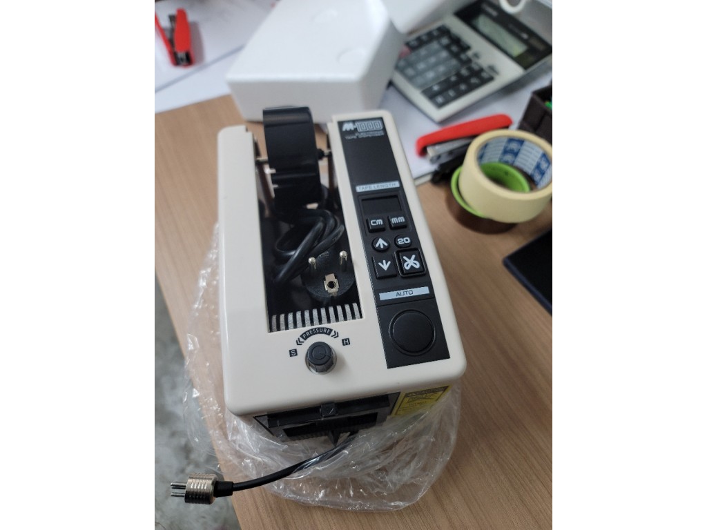 Automatic Tape Dispeser M-1000